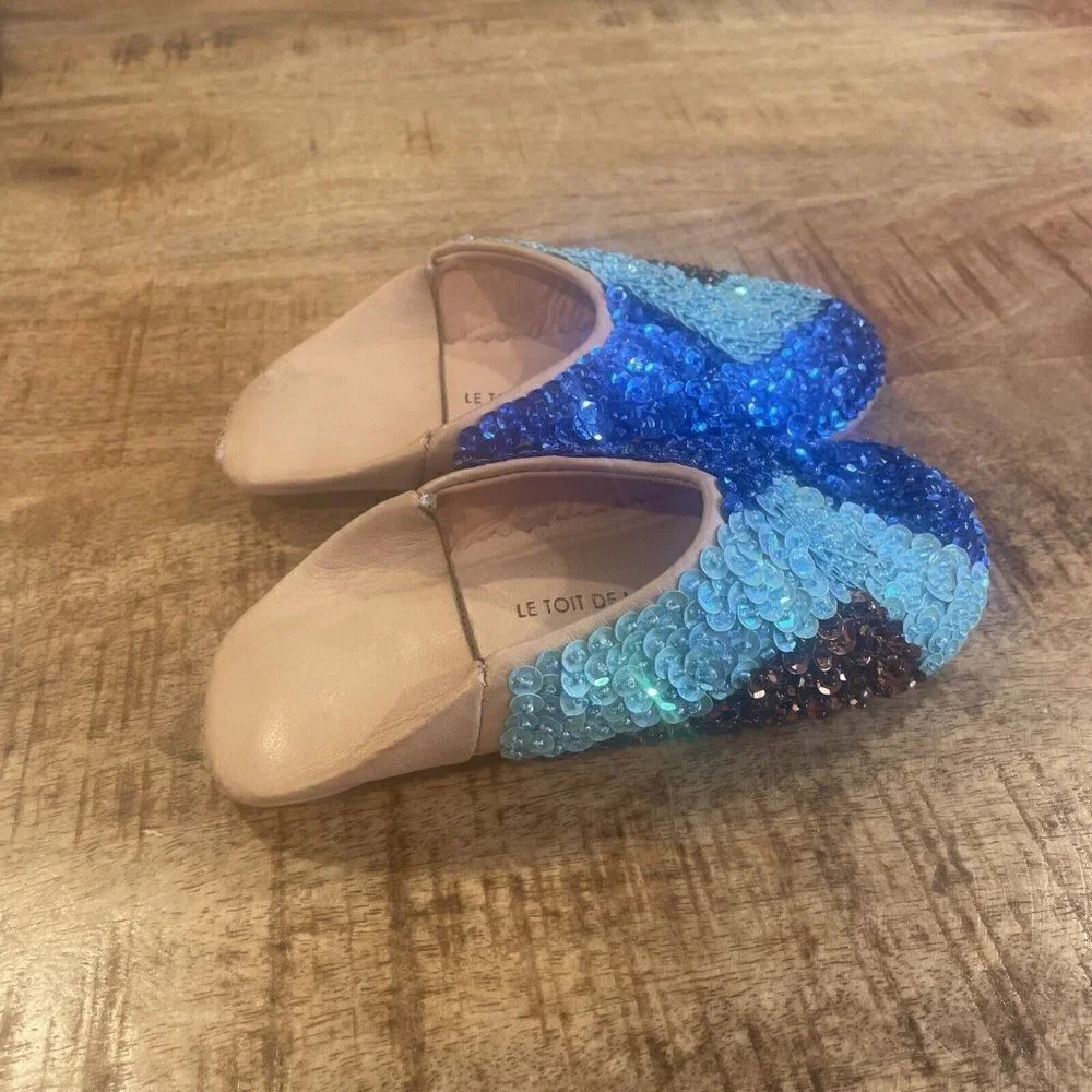 Le Toit de La Lune Handmade Leather Slippers Girls Size 8 Sequins Blue